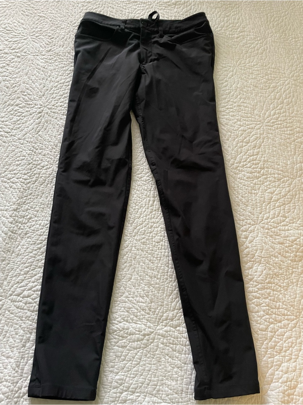 MENS Lululemon athletica Black Pants Slin Leg Size 32